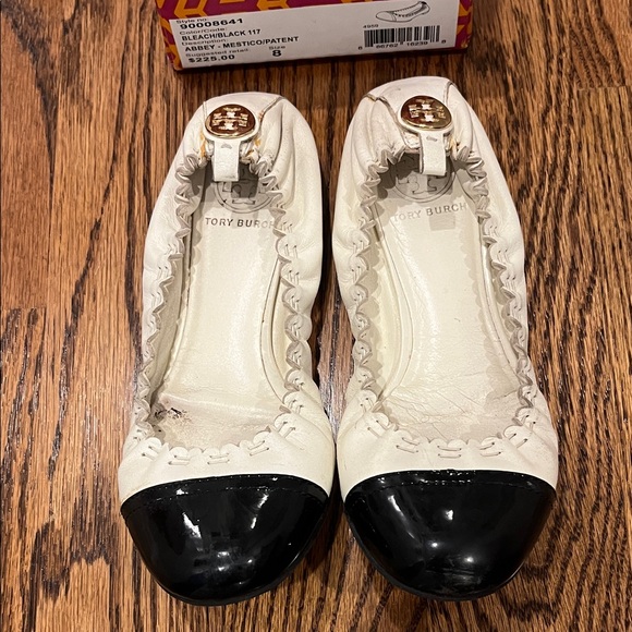 Tory Burch Women's Cream and Black Cap-Toe Flats - Picture 1 of 8